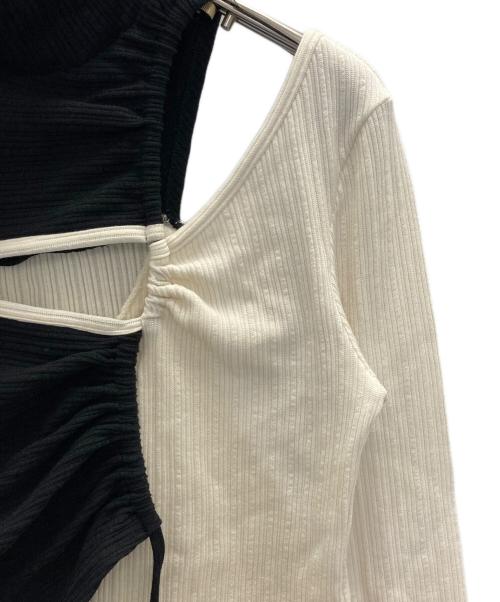 THINGS THAT MATTER（シングスザットマター）THINGS THAT MATTER (シングスザットマター) CONTRAST HIGH NECK RIB TOPS ホワイト×ブラック サイズ:FREEの古着・服飾アイテム