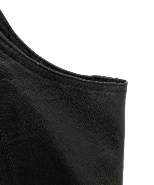 JOHN F.GEE（ジョン・エフ・ジー）JOHN F.GEE (ジョン・エフ・ジー) レザーベスト ブラック サイズ:006の古着・服飾アイテム