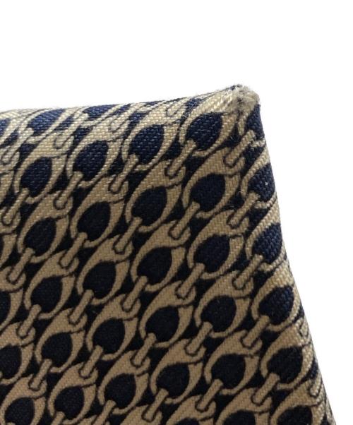 GUCCI（グッチ）GUCCI (グッチ) チェーンパターンシルクネクタイ ネイビー サイズ:不明の古着・服飾アイテム