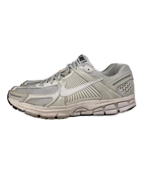 NIKE（ナイキ）NIKE (ナイキ) Zoom Vomero 5 ホワイト サイズ:28.5㎝の古着・服飾アイテム