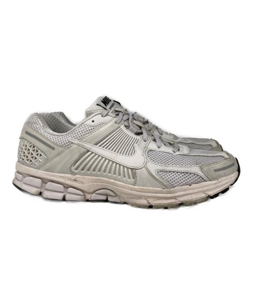 NIKE（ナイキ）NIKE (ナイキ) Zoom Vomero 5 ホワイト サイズ:28.5㎝の古着・服飾アイテム