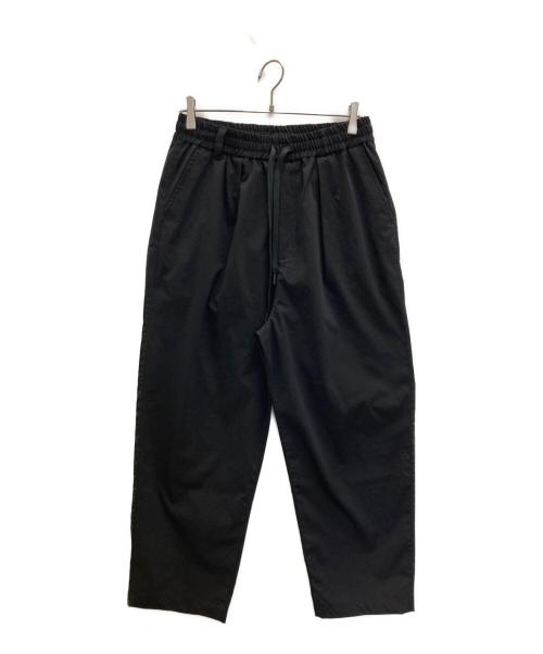 WHITE MOUNTAINEERING（ホワイトマウンテ二アニング）WHITE MOUNTAINEERING (ホワイトマウンテ二アニング) ツイルイージーパンツ ブラックの古着・服飾アイテム