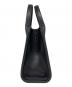 MARC JACOBS (マークジェイコブス) ハンドバッグ ブラック：16000円