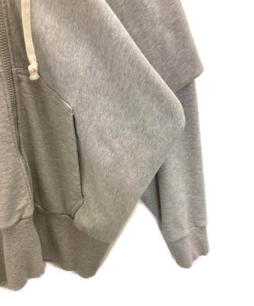 Maison Margiela（メゾンマルジェラ）Maison Margiela (メゾンマルジェラ) ZIP UP Hoodie グレー サイズ:36の古着・服飾アイテム