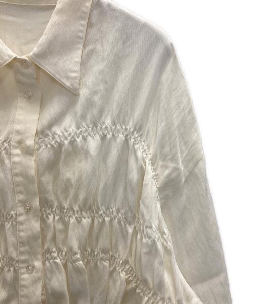 Knuth Marf（クヌースマーフ）Knuth Marf (クヌースマーフ) シャツ ホワイト サイズ:FREEの古着・服飾アイテム