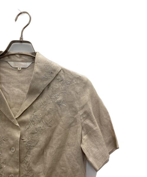 Burberry's（バーバリーズ）Burberry's (バーバリーズ) 刺繍オープンカラーシャツ ベージュ サイズ:Lの古着・服飾アイテム