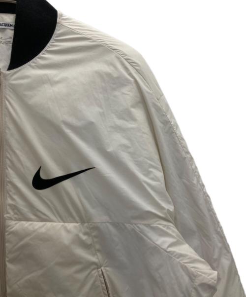 NIKE（ナイキ）NIKE (ナイキ) jacquemus (ジャックムス) 2-in-1 Jacket ホワイト サイズ:Sの古着・服飾アイテム