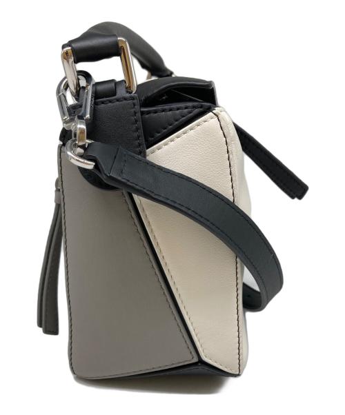 LOEWE（ロエベ）LOEWE (ロエベ) Josef Albers パズルバッグ スモール ブラック×ホワイトの古着・服飾アイテム