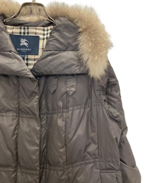 BURBERRY LONDON（バーバリーロンドン）BURBERRY LONDON (バーバリーロンドン) 裏ノバチェックファー付ダウンコート グレー サイズ:44の古着・服飾アイテム