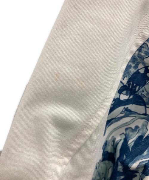 LOUIS VUITTON（ルイ ヴィトン）LOUIS VUITTON (ルイ ヴィトン) LVロゴプリンテッドブルゾン ホワイト×ブルー サイズ:Sの古着・服飾アイテム