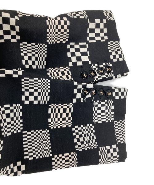 LOUIS VUITTON（ルイ ヴィトン）LOUIS VUITTON (ルイ ヴィトン) ディストーテッドダミエジップアップフーディパーカー ブラック×ホワイト サイズ:46の古着・服飾アイテム