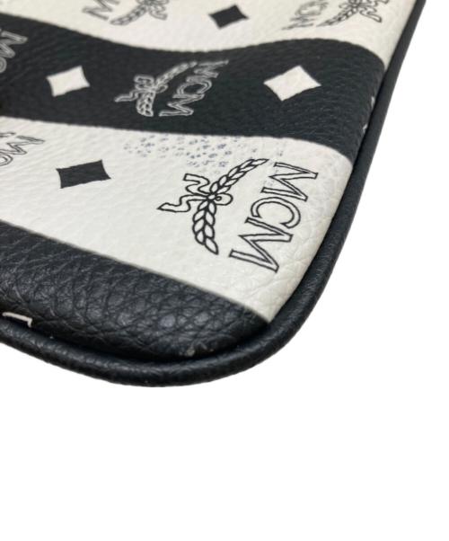 MCM（エムシーエム）MCM (エムシーエム) ワンショルダーバッグ ブラック×ホワイトの古着・服飾アイテム