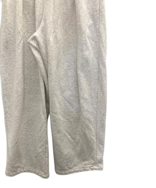 STILL BY HAND（スティルバイハンド）STILL BY HAND (スティルバイハンド) ワンタックスウェットパンツ ホワイト サイズ:44の古着・服飾アイテム