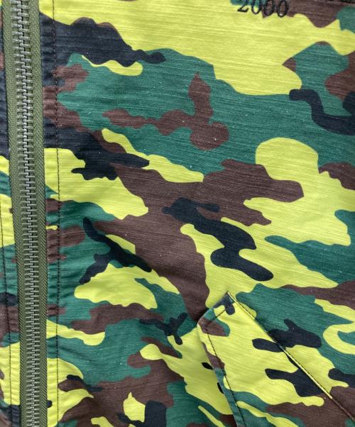 ATMOS（アトモス）atmos (アトモス) Reversible Flight Jacket YELLOW CAMOUFLAGE グリーン サイズ:Lの古着・服飾アイテム
