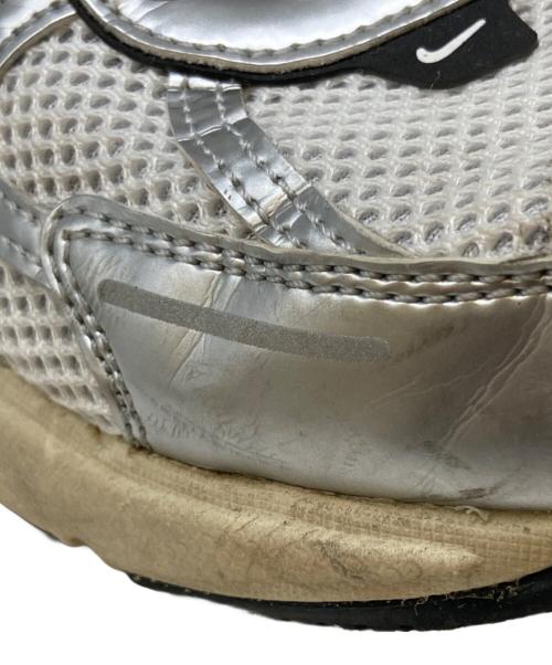 NIKE（ナイキ）NIKE (ナイキ) W V2K RUN シルバー サイズ:23.5㎝の古着・服飾アイテム