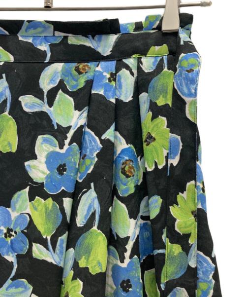 BALLSEY（ボールジィ）BALLSEY (ボールジィ) スプリングフラワープリント アシンメトリータックスカート ブラック サイズ:34の古着・服飾アイテム