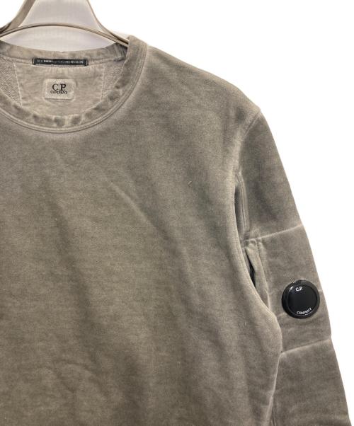 C.P COMPANY（シーピーカンパニー）C.P COMPANY (シーピーカンパニー) Crewneck I.C.E. Lens Sweatshirt ブラウン サイズ:Ｍの古着・服飾アイテム