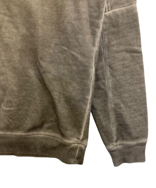 C.P COMPANY（シーピーカンパニー）C.P COMPANY (シーピーカンパニー) Crewneck I.C.E. Lens Sweatshirt ブラウン サイズ:Ｍの古着・服飾アイテム