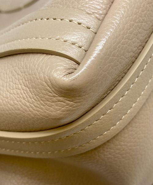 BALENCIAGA（バレンシアガ）BALENCIAGA (バレンシアガ) エブリデイ2.0ノースサウスショルダートートバッグ ベージュの古着・服飾アイテム