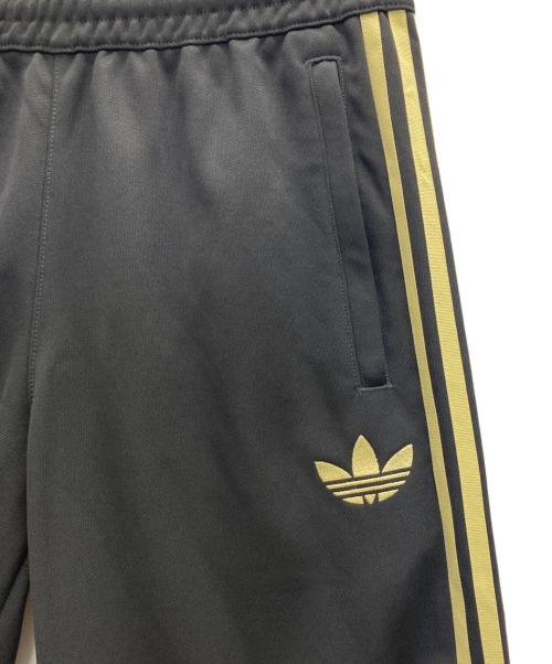 adidas Originals（アディダスオリジナル）adidas originals (アディダスオリジナル) リヴァプールFC LIFESTYLERトラックパンツ グレー サイズ:XLの古着・服飾アイテム