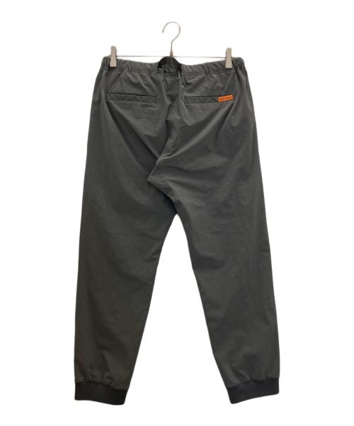 GRAMICCI（グラミチ）GRAMICCI (グラミチ) ROSSO (ロッソ) 別注 4WAYストレッチリブジョガーパンツ グレー サイズ:Lの古着・服飾アイテム