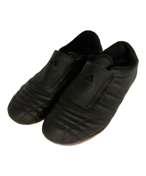 adidas（アディダス）adidas (アディダス) スニーカー ブラック サイズ:22.5㎝の古着・服飾アイテム