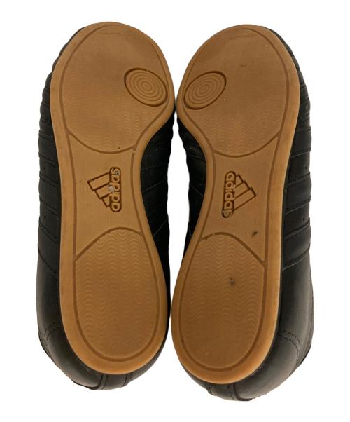 adidas（アディダス）adidas (アディダス) スニーカー ブラック サイズ:22.5㎝の古着・服飾アイテム
