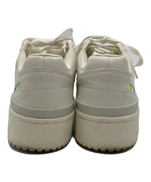 adidas（アディダス）adidas (アディダス) FORUM BOLD J ホワイト サイズ:SIZE 23.5cmの古着・服飾アイテム