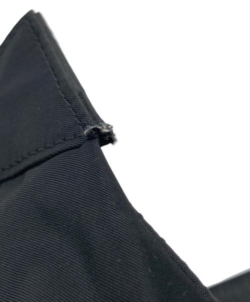 GIVENCHY（ジバンシィ）GIVENCHY (ジバンシィ) ESSENTIAL U BUMBAG ブラックの古着・服飾アイテム