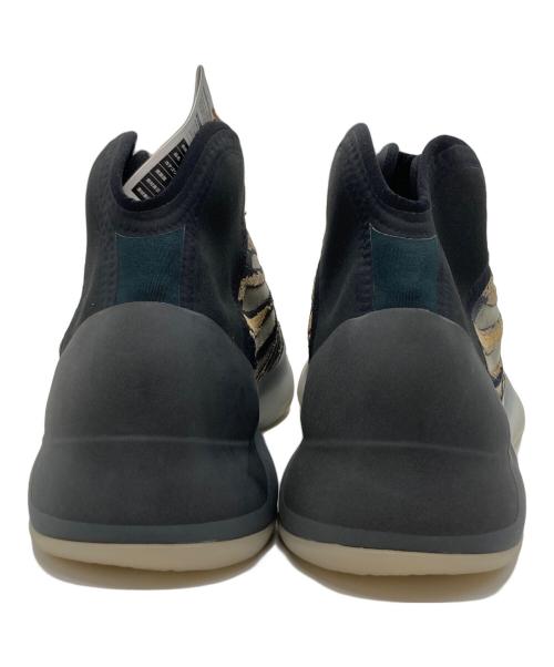 adidas（アディダス）adidas (アディダス) YEEZY QNTM 