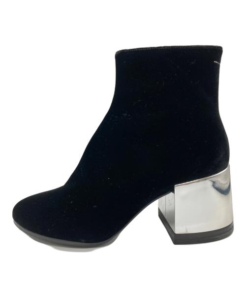 MM6 Maison Margiela（エムエムシックスメゾンマルジェラ）MM6 Maison Margiela (エムエムシックスメゾンマルジェラ) メタリックヒールベロアブーツ ブラック サイズ:36の古着・服飾アイテム