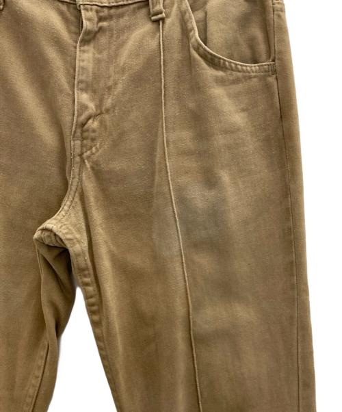LEVI'S（リーバイス）LEVI'S (リーバイス) センタープレスフレアパンツ ベージュ サイズ:未記載の古着・服飾アイテム