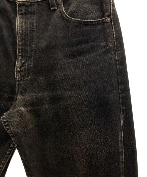 LEVI'S（リーバイス）LEVI'S (リーバイス) デニムパンツ ブラック サイズ: W30×L32の古着・服飾アイテム