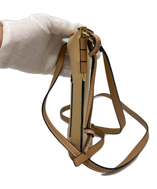 LOEWE（ロエベ）LOEWE (ロエベ) ゲートポケット ミニ ショルダーバッグ ベージュの古着・服飾アイテム