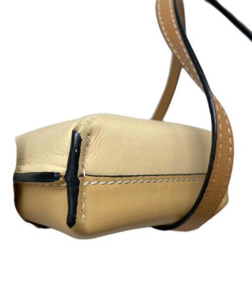 LOEWE（ロエベ）LOEWE (ロエベ) ゲートポケット ミニ ショルダーバッグ ベージュの古着・服飾アイテム