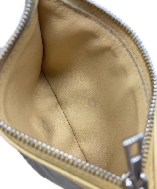 LOEWE（ロエベ）LOEWE (ロエベ) アナグラム トライフォールド ウォレット ベージュの古着・服飾アイテム