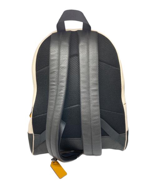 COACH（コーチ）COACH (コーチ) バックパック ホワイトの古着・服飾アイテム
