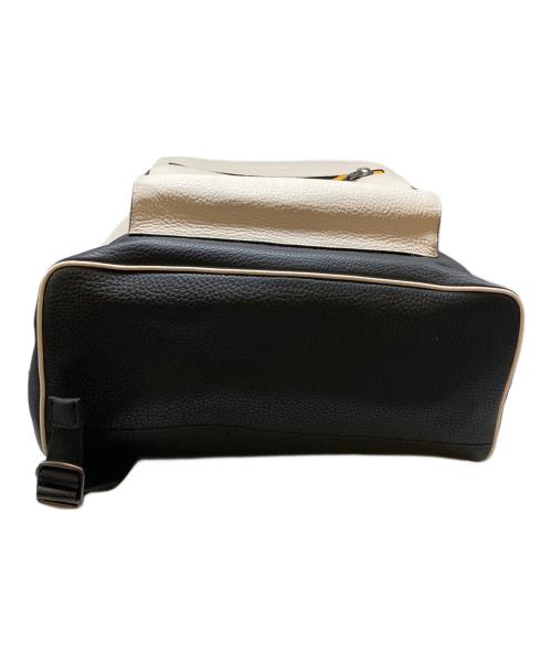 COACH（コーチ）COACH (コーチ) バックパック ホワイトの古着・服飾アイテム