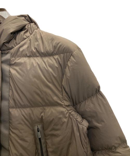 UNIQLO+J（ユニクロ プラスジェイ）UNIQLO+J (ユニクロ プラスジェイ) ダウンコート オリーブ サイズ:SIZE Mの古着・服飾アイテム