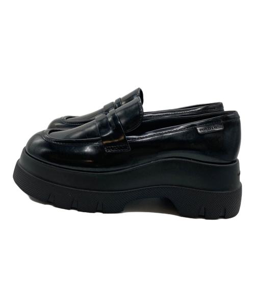 CHARLES & KEITH（チャールズアンドキース）CHARLES & KEITH (チャールズアンドキース) 厚底ローファー ブラック サイズ:25㎝の古着・服飾アイテム