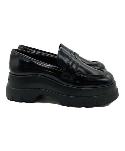 CHARLES & KEITH（チャールズアンドキース）CHARLES & KEITH (チャールズアンドキース) 厚底ローファー ブラック サイズ:25㎝の古着・服飾アイテム