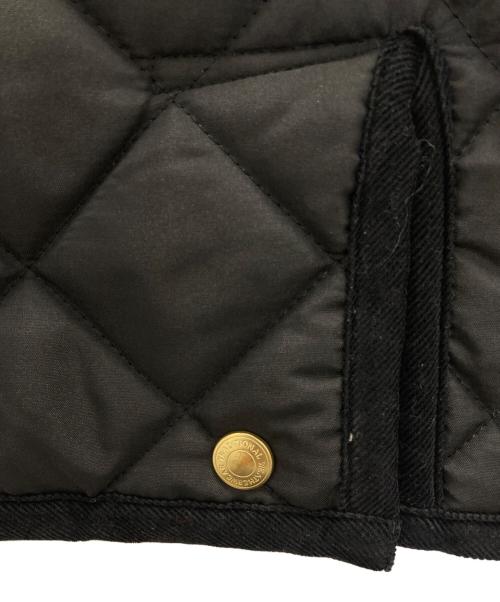 Traditional Weatherwear（トラディショナルウェザーウェア）Traditional Weatherwear (トラディショナルウェザーウェア) JOURNAL STANDARD relume (ジャーナルスタンダード レリューム) 別注キルティングブルゾン ブラック サイズ:36の古着・服飾アイテム