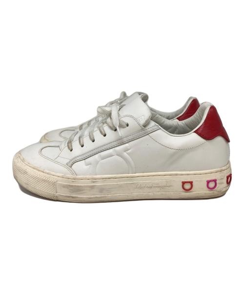 Salvatore Ferragamo（サルヴァトーレ フェラガモ）Salvatore Ferragamo (サルヴァトーレ フェラガモ) ローカットスニーカー ホワイト サイズ:SIZE9の古着・服飾アイテム