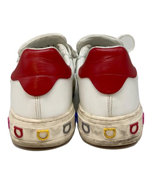 Salvatore Ferragamo（サルヴァトーレ フェラガモ）Salvatore Ferragamo (サルヴァトーレ フェラガモ) ローカットスニーカー ホワイト サイズ:SIZE9の古着・服飾アイテム