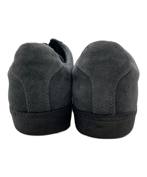 GERMAN TRAINER（ジャーマントレーナー）GERMAN TRAINeR (ジャーマントレーナー) スニーカー グレー サイズ:41の古着・服飾アイテム
