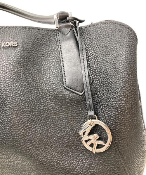 MICHAEL KORS（マイケルコース）MICHAEL KORS (マイケルコース) 2WAYバッグ ブラックの古着・服飾アイテム
