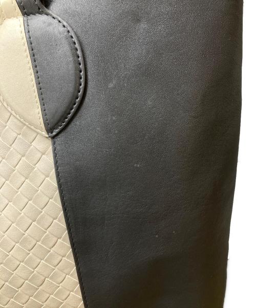 BOTTEGA VENETA（ボッテガベネタ）BOTTEGA VENETA (ボッテガベネタ) 2WAY イントレチャートトートバッグ グレー×ホワイトの古着・服飾アイテム