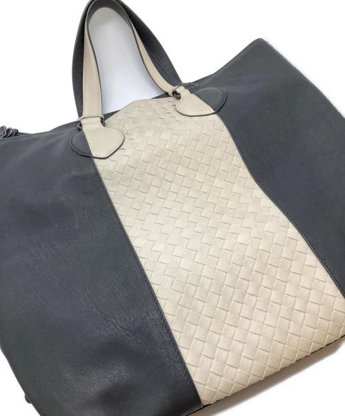 BOTTEGA VENETA（ボッテガベネタ）BOTTEGA VENETA (ボッテガベネタ) 2WAY イントレチャートトートバッグ グレー×ホワイトの古着・服飾アイテム