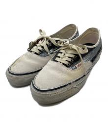 VANS（ヴァンズ）の古着「Authentic 44 Lx La Habana Sequin Key Charm」｜ブラック