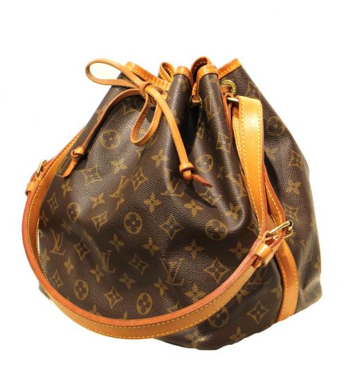 LOUIS VUITTON（ルイ ヴィトン）LOUIS VUITTON (ルイヴィトン) ショルダーバッグ サイズ:- モノグラム ノエ M42224 AR0914の古着・服飾アイテム